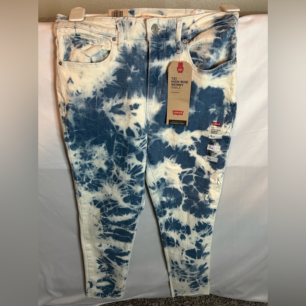 Levi's High Rise Skinny Ankle Jeans - Picture 1 of 15